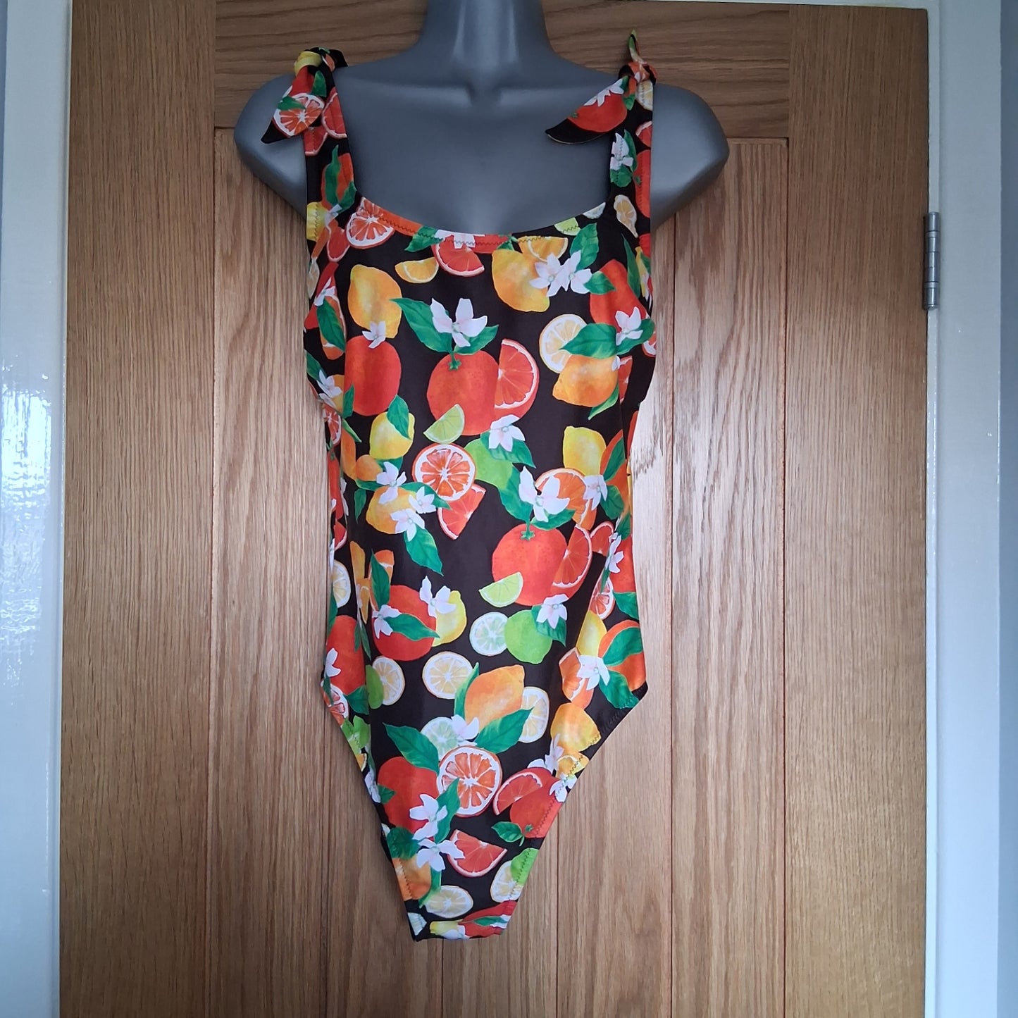 Figleaves Underwired Swimsuit UK 32E