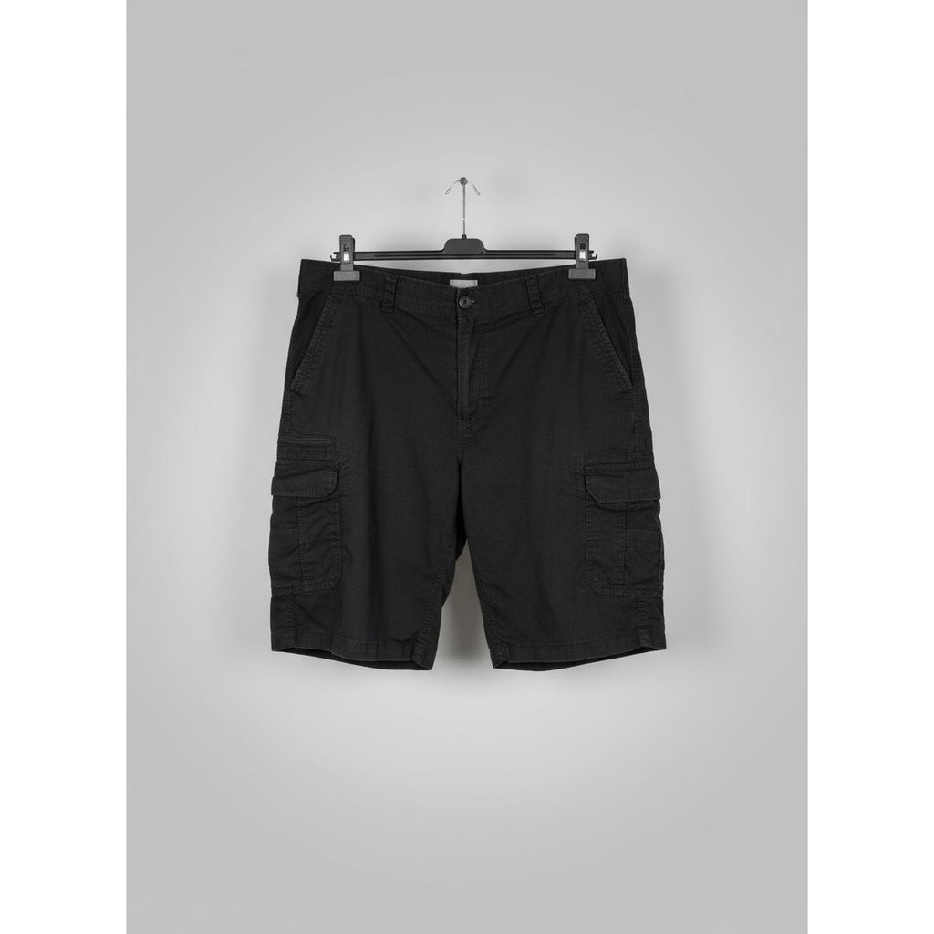 Black cargo shorts 
