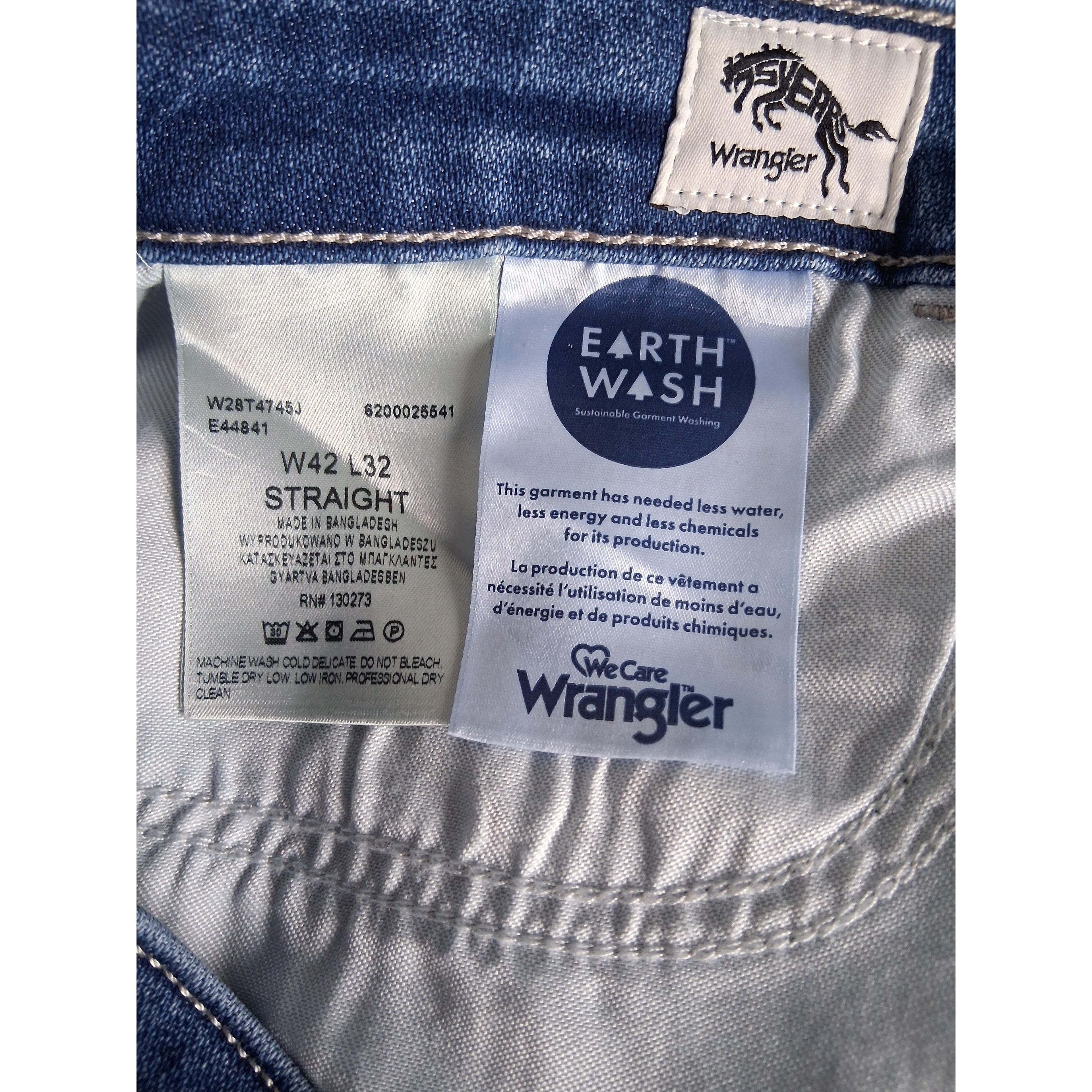 Wrangler Hi Rise Straight Leg Jeans UK24 W42 L32