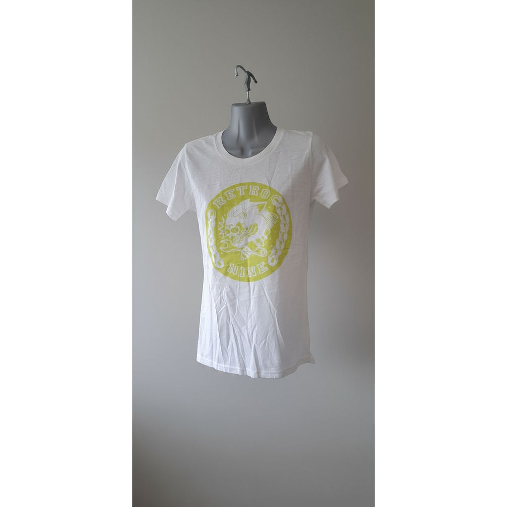 White t-shirt with a yellow logo on a gray door