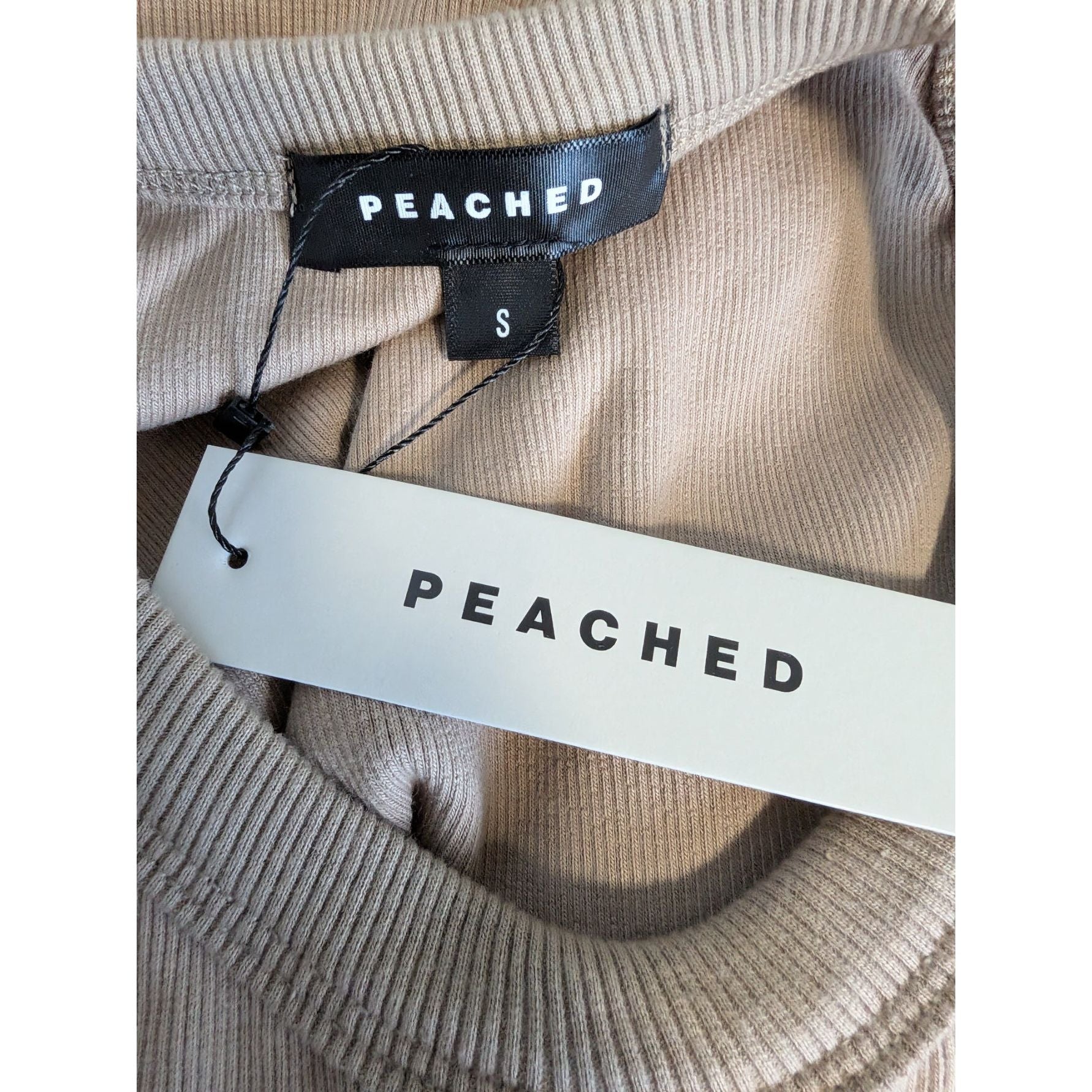 Peached Ruched Front Rib Vest - Small