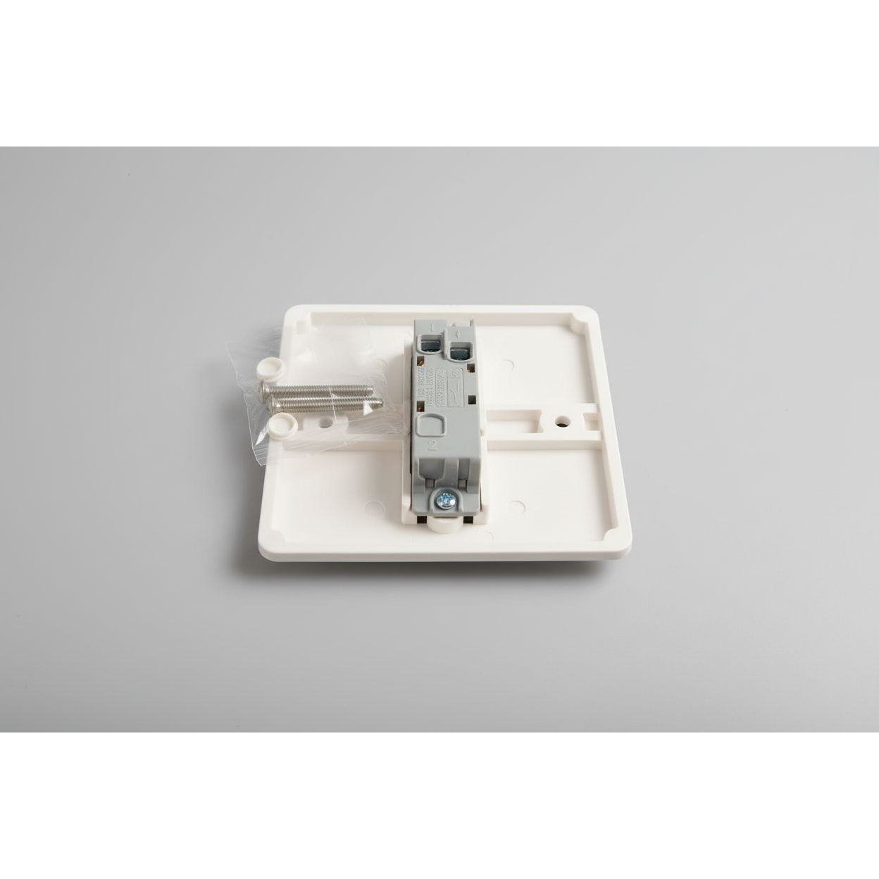 MK Electric 1GANG/1Way Small Rocker Switch White