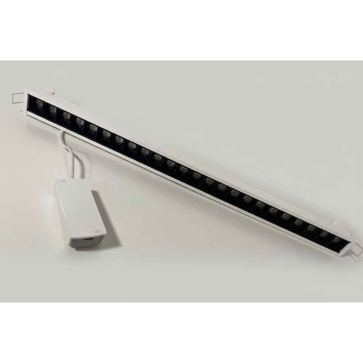 Ansell Eaves Recessed AEAVLED600/WB/CW 15W LED 600MM-4000K Cool White